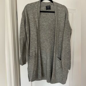 Abercrombie gray cardigan